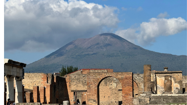 POMPEII AND AMALFI COAST ADVENTURE: A DAY TRIP FROM ROME - PRIVATE TOUR